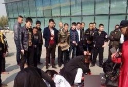 临沂男子爆料新闻事件,揭开惊人真相，事件背后有何隐情？