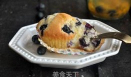 爆料蓝莓蛋糕的做法视频,跟随视频学做美味蓝莓蛋糕