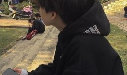 快手网红吃瓜头像情侣,揭秘快手网红情侣日常